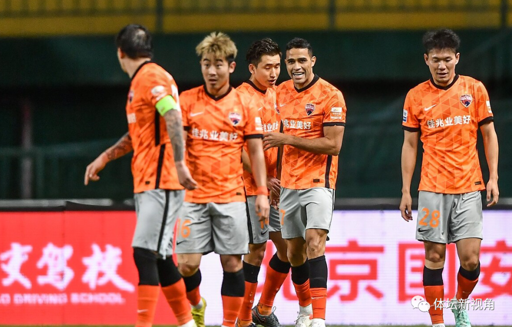 南城雄鲨队读秒绝平雪域山猫队,击剑半决赛上演耐力碾压对手!轮换效果显现的简单介绍 南城雄鲨队读秒绝平雪域山猫队,击剑半决赛上演耐力碾压对手!轮换效果显现的简单介绍