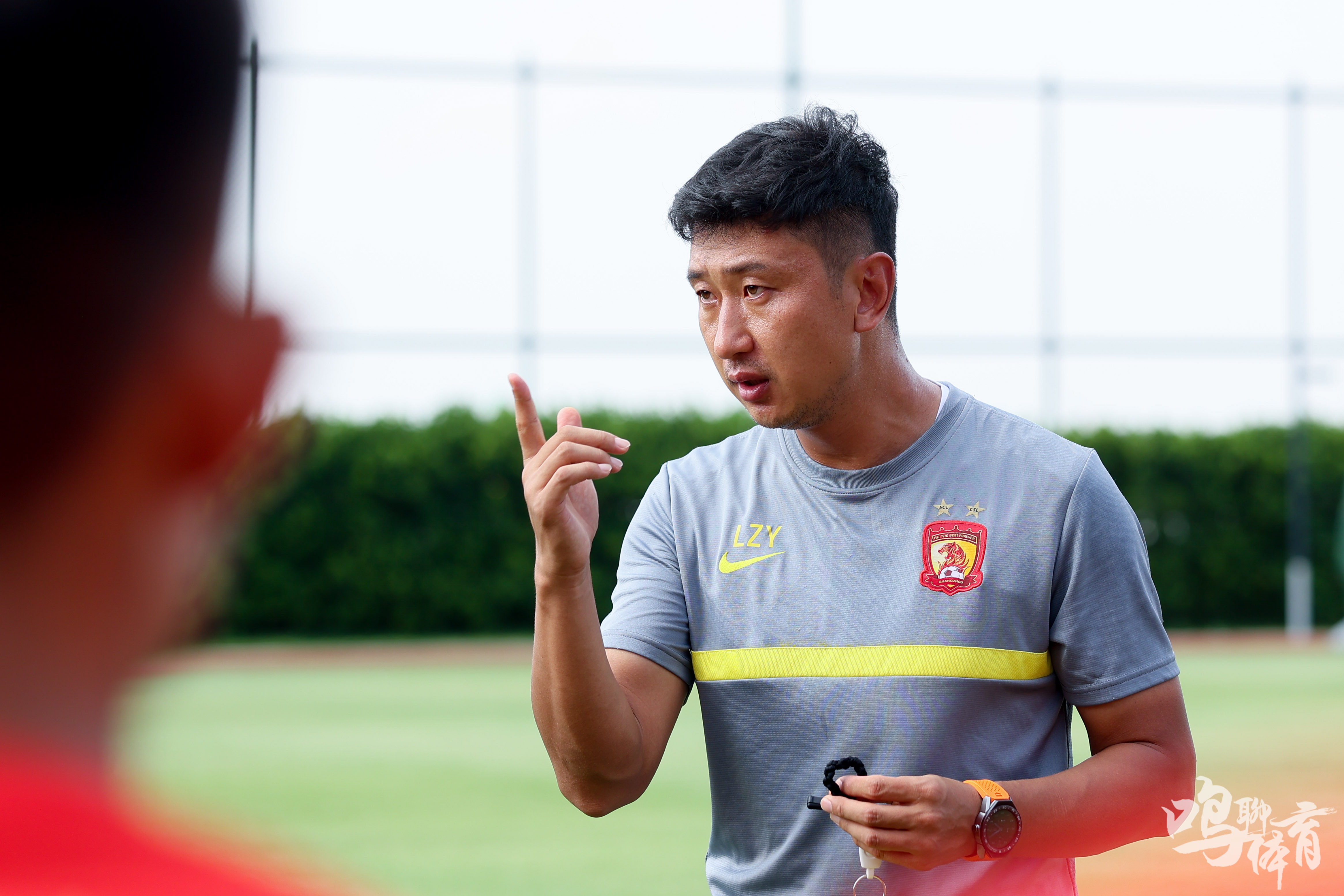 训练课后体能课后;托特纳姆门线救险备战亚冠;话题不断;团队化学反应显著 训练课后体能课后;托特纳姆门线救险备战亚冠;话题不断;团队化学反应显著