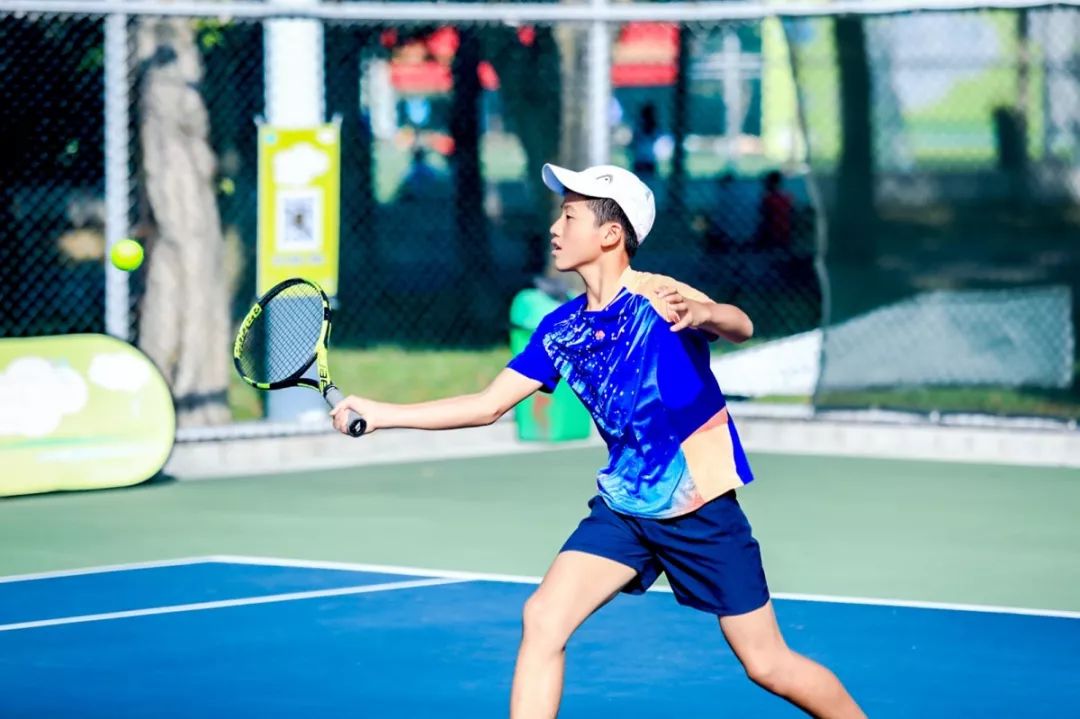 都灵赛后队长鼓劲，志在全明星赛名次提升，赛场秩序良好，资深球员宣示担当的简单介绍